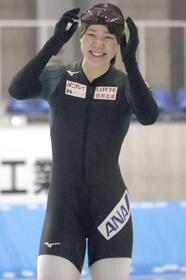 　練習の合間に笑顔を見せる吉田雪乃