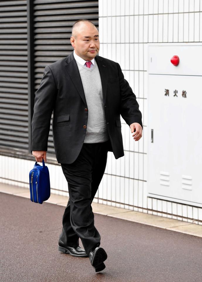 甲山親方（元幕内大碇）＝１８年