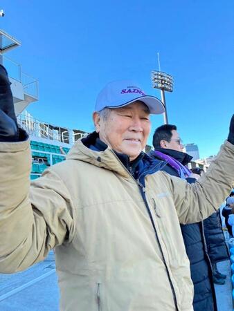 孫・倖平が所属する啓明学院中の日本一を喜ぶ藤田平さん