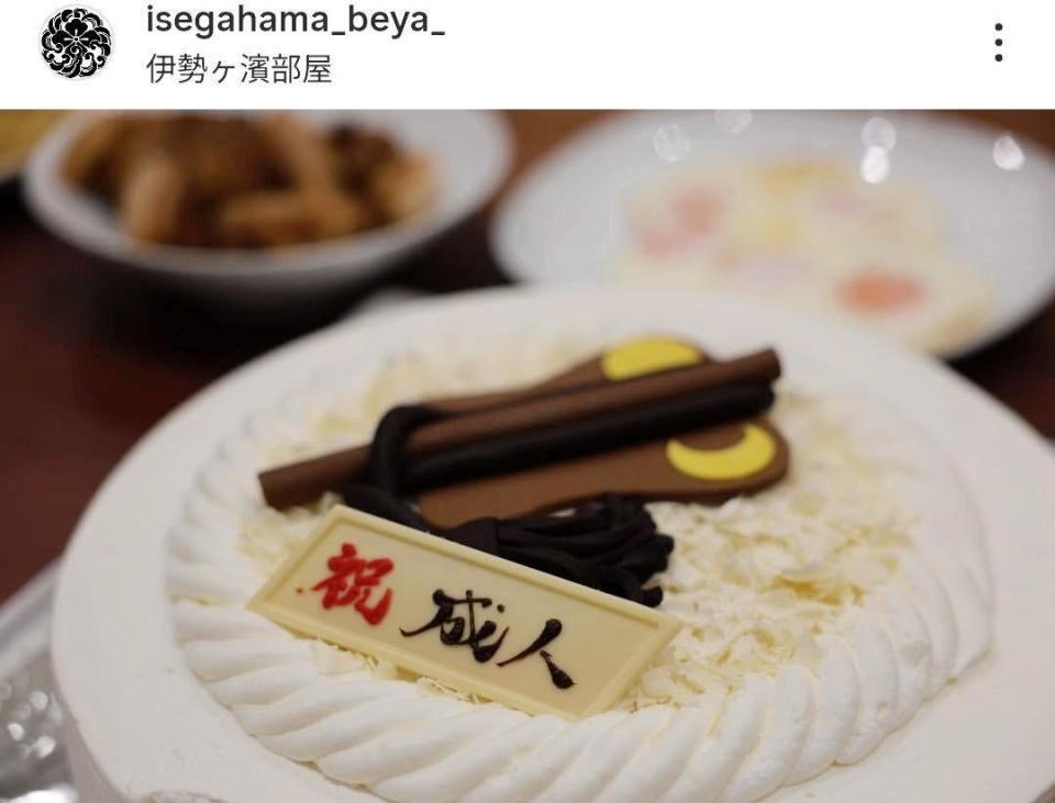 　伊勢ケ浜部屋のインスタグラム（ｉｓｅｇａｈａｍａ＿ｂｅｙａ＿）より