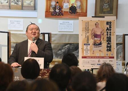 引退相撲をＰＲする元宝富士の桐山親方（撮影・園田高夫）
