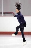 　練習を公開した中井亜美（撮影・西岡正）