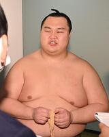 　電車の遅延で遅れて到着した貴正道（撮影・持木克友）