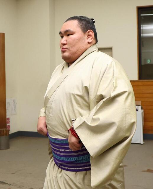 大相撲 豊昇龍の着物姿が凜々しい！市松模様の帯＆左手の数珠も