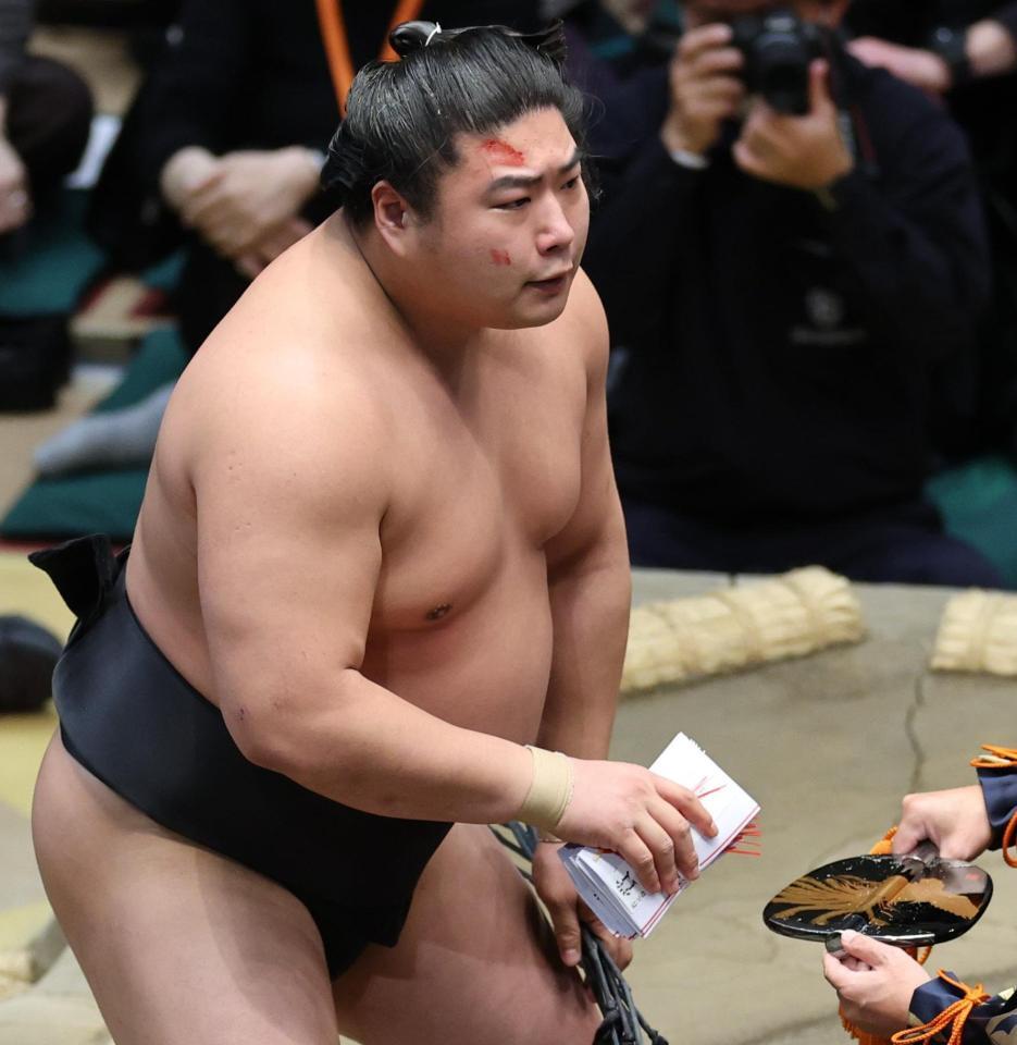 王鵬を破った若元春