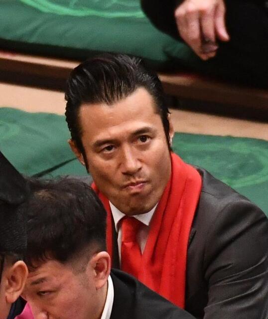 初場所観戦の芸人が中継に映りSNS沸く