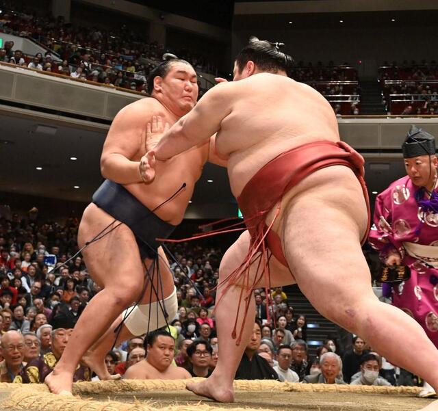 連敗の両横綱に苦言「しっかりしろ」