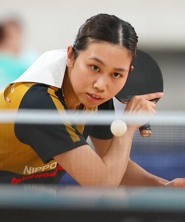 女子シングルス６回戦で平野美宇を破った佐藤瞳