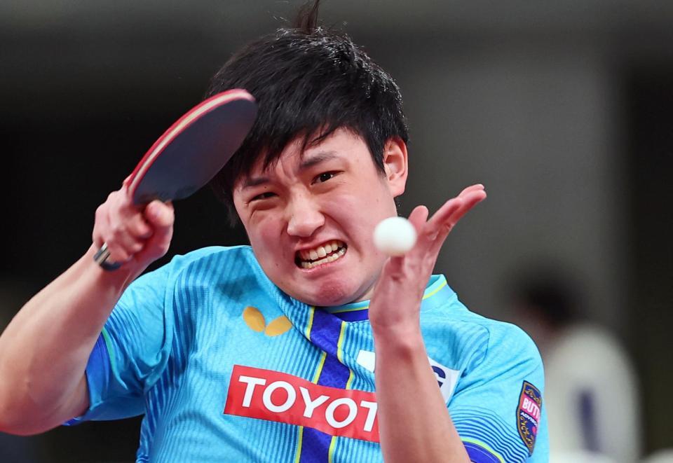 木造勇人を破り準決勝進出を決めた張本智和