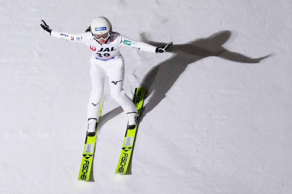 ４位に入った丸山希の着地