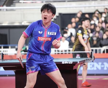 【写真】張本智和は無念の2年連続準決勝敗退