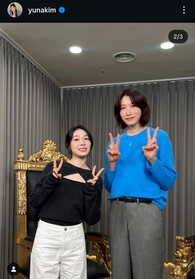 キム・ヨナさんの公式インスタグラム＠ｙｕｎａｋｉｍより　キム・ヨンギョンさん（右）がキム・ヨナさんとのスペシャル対談をＹｏｕＴｕｂｅで公開