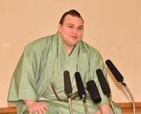 優勝一夜明け会見に臨む安青錦（撮影・開出牧）