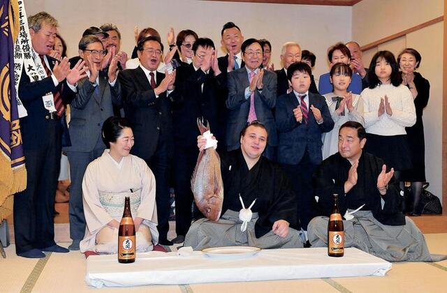 安青錦は「よく２１歳でこんな」と女将