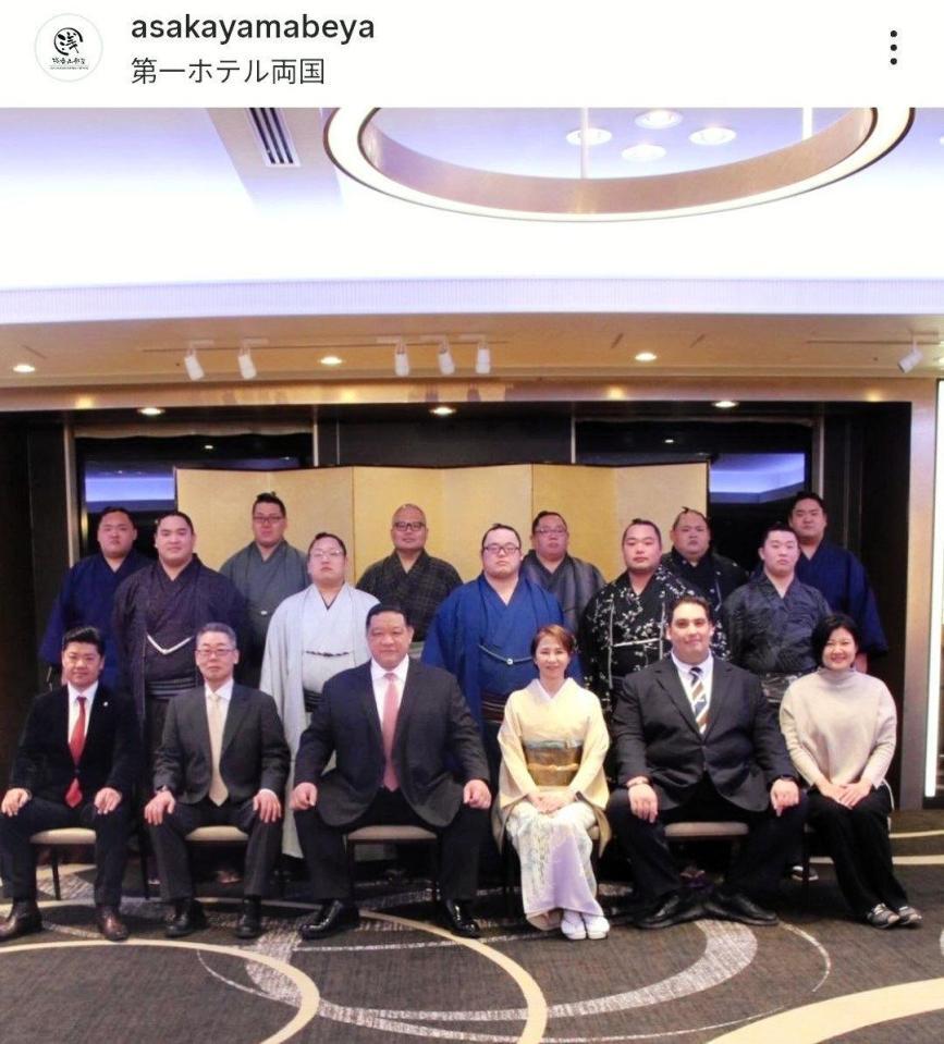 　浅香山部屋の公式インスタグラム（ａｓａｋａｙａｍａｂｅｙａ）より