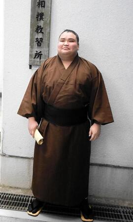 相撲教習所の入所式に参加した旭富士