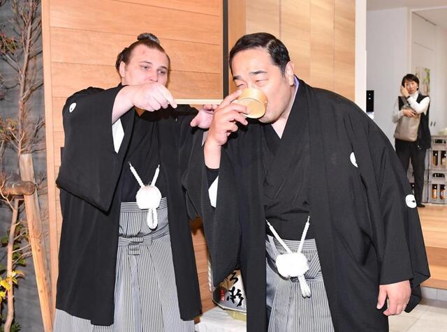 安青錦師匠が面白い　サラっとボケ連発