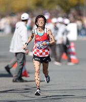 ゴールに向かって走る吉田響（撮影・中田匡峻）