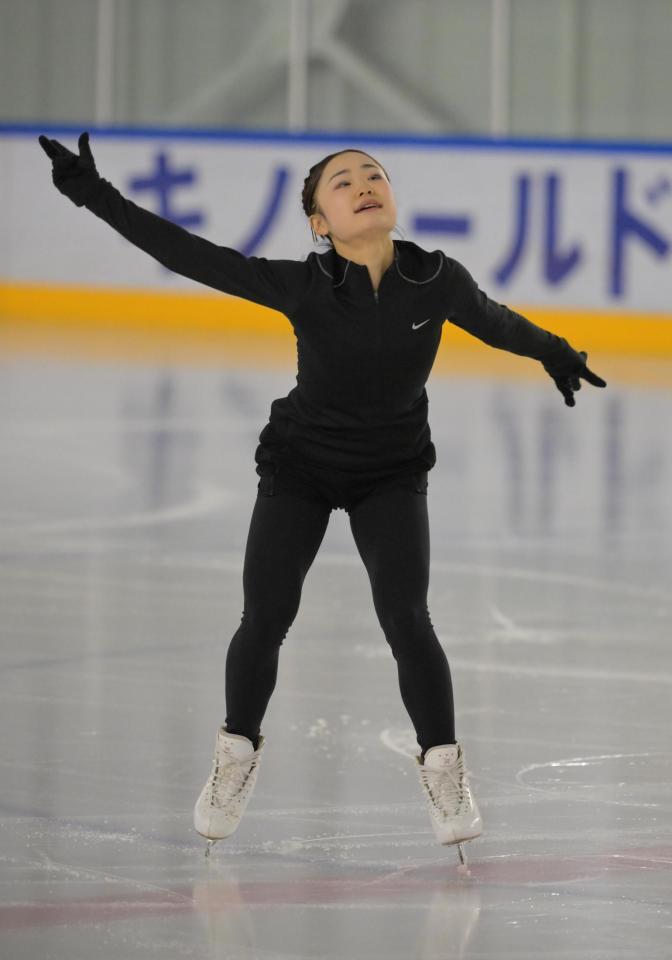 氷上練習を公開した島田麻央（撮影・金居みつよし）