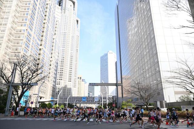 東京マラソン ペースメーカー遅れる波乱