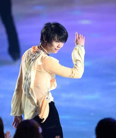 羽生結弦さんフィナーレの演技＝宮城県のセキスイハイムスーパーアリーナ（撮影・堀内翔）