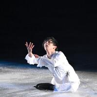 羽生結弦さん「Ｈａｐｐｙ　Ｅｎｄ」の演技＝宮城県のセキスイハイムスーパーアリーナ（撮影・堀内翔）