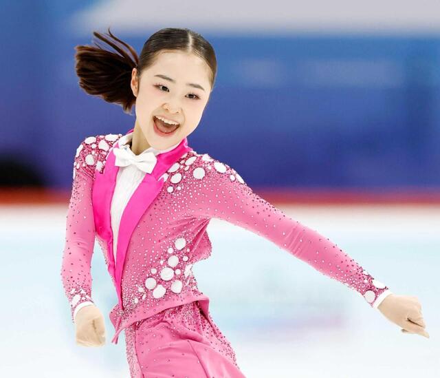 　女子ＳＰ　演技する島田麻央（共同）