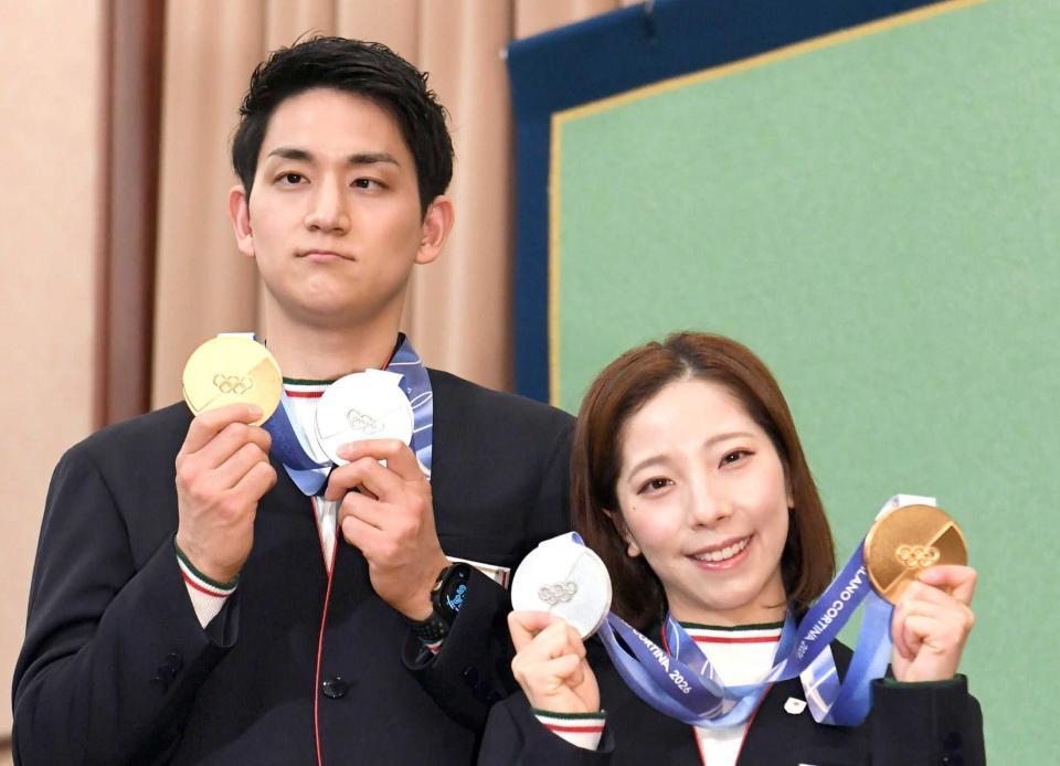 木原龍一（左）と三浦璃来