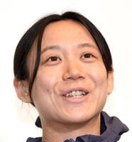 晴れ晴れとした表情で現在の心境を語る高木美帆（撮影・佐藤厚）