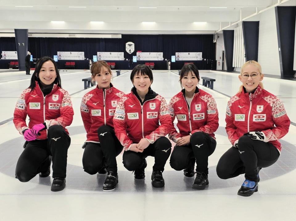 世界選手権へ意気込む女子日本代表（左から）藤沢五月、吉田知那美、鈴木夕湖、吉田夕梨花、小穴桃里©ＪＣＡ