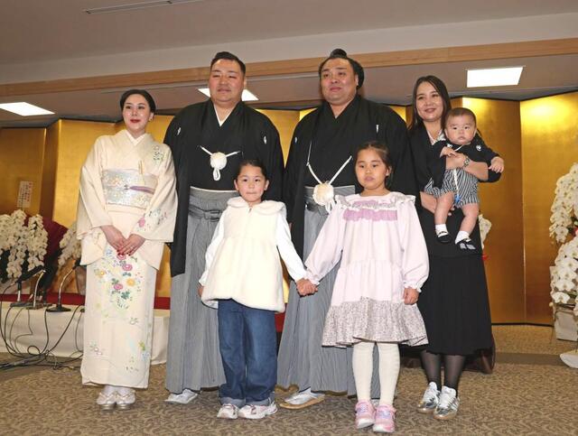 霧島の長男　生後７カ月で驚きの体重