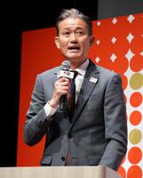 アジア大会マラソン日本代表の選考について語る日本陸連・高岡寿成シニアディレクター（撮影・伊藤笙子）