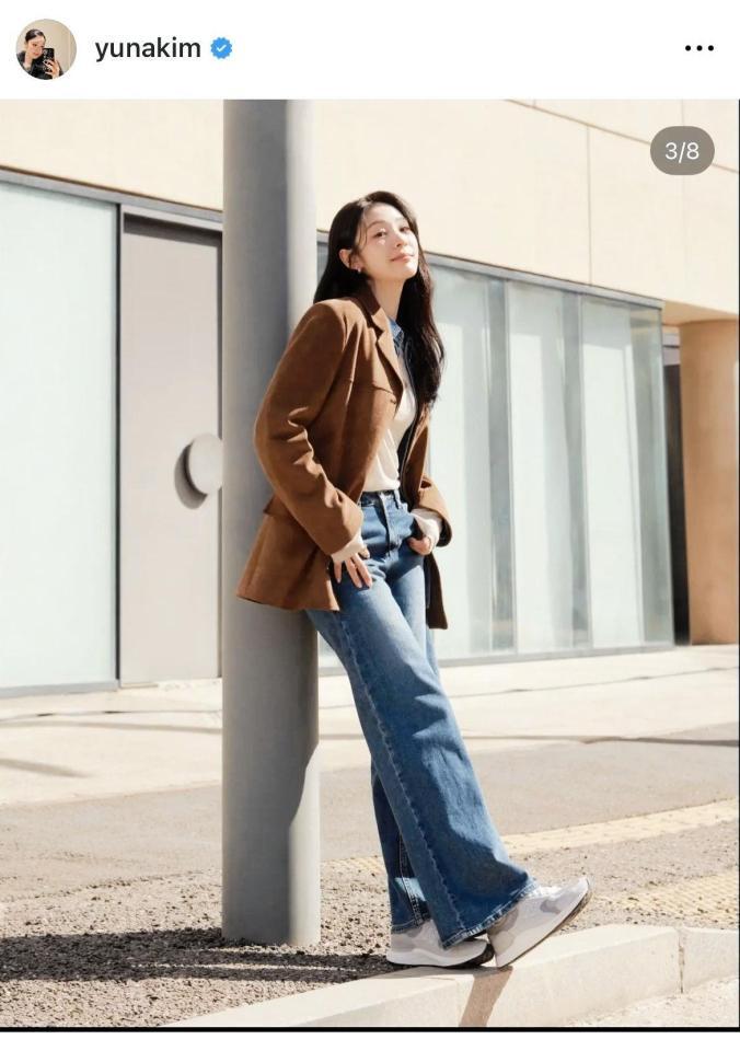 キム・ヨナのインスタグラム＠ｙｕｎａｋｉｍより