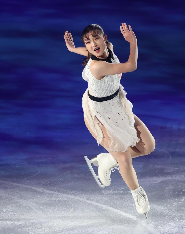 演技を披露する坂本花織（撮影・中田匡峻）