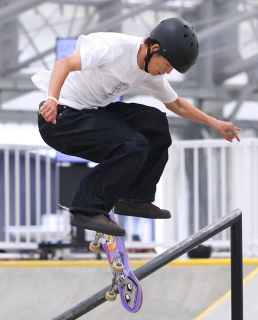 　男子ストリートで優勝した白井空良