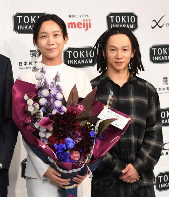 高木美帆の引退会見に平野歩夢が登場