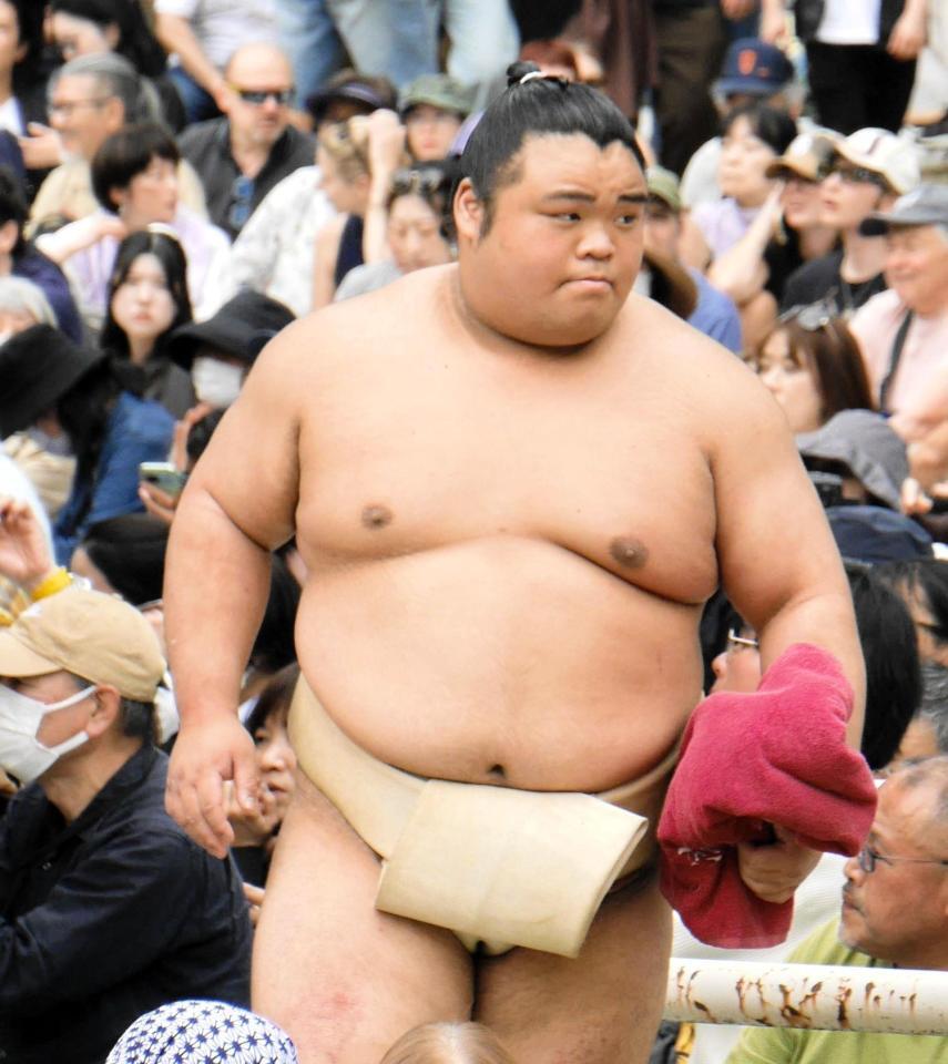 ちょんまげ姿を初めて披露した藤凌駕