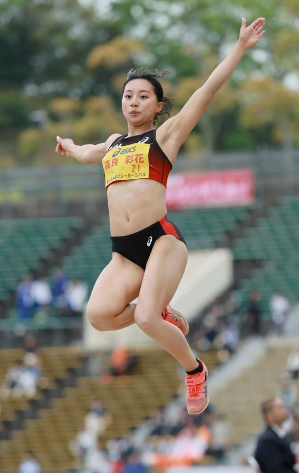 　優勝した高良彩花