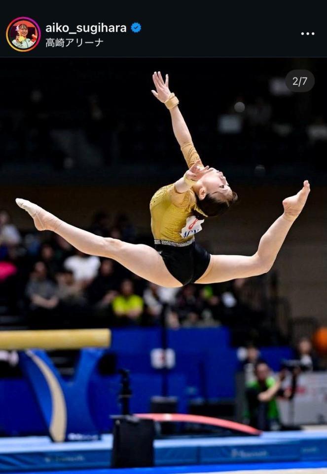 杉原愛子のインスタグラム（＠ａｉｋｏ＿ｓｕｇｉｈａｒａ）より