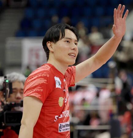 サントリーを退団することが発表された高橋藍