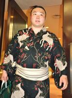 力士会に出席した炎鵬