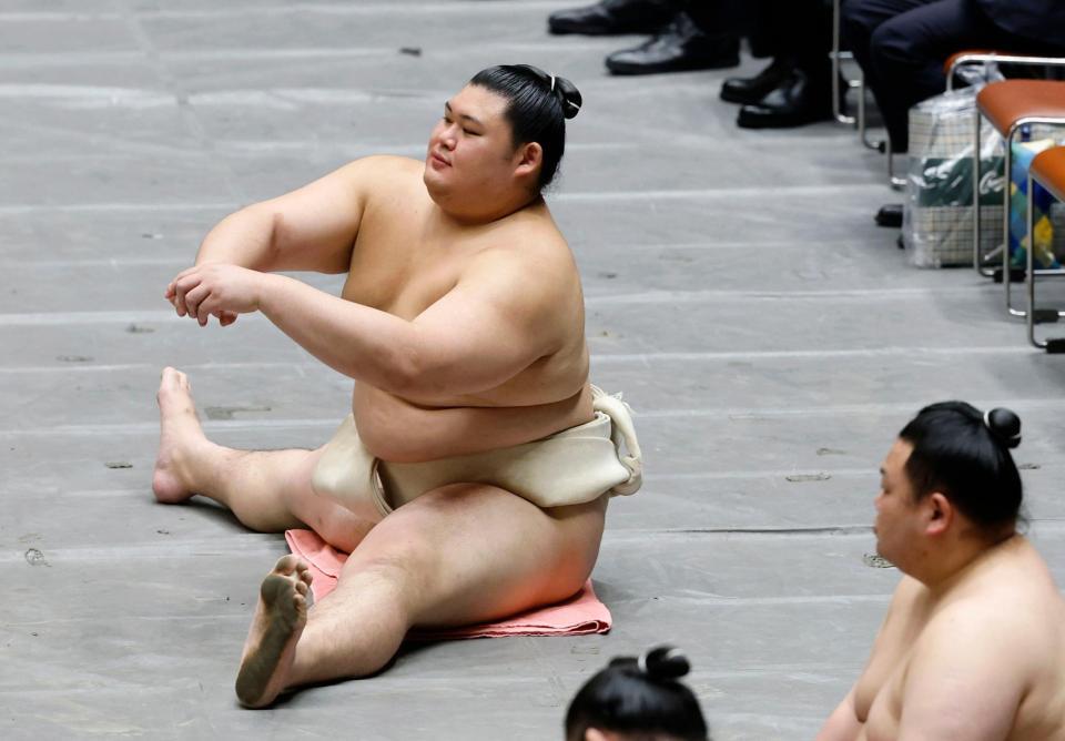 稽古総見で調整する大の里