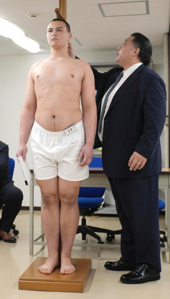 新弟子検査を受けた湊部屋のニコラス・タラセンコ