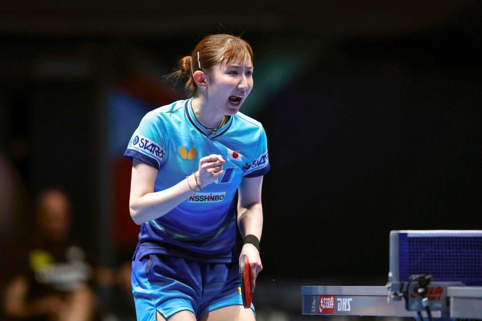 　ドイツ戦でプレーする早田ひな（国際卓球連盟提供・共同）