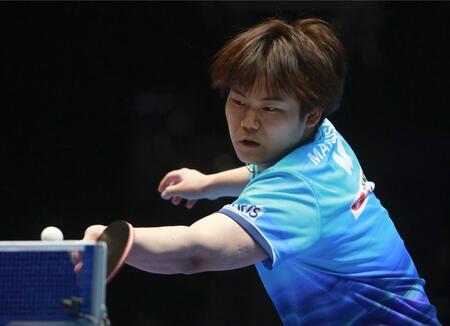 男子準々決勝のドイツ戦でプレーする松島輝空＝ロンドン（共同）