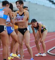 ３組６着でレースを終えた久保凛（右端）＝撮影・石湯恒介