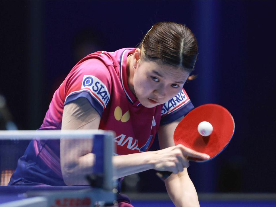 　女子準決勝のドイツ戦でプレーする橋本帆乃香