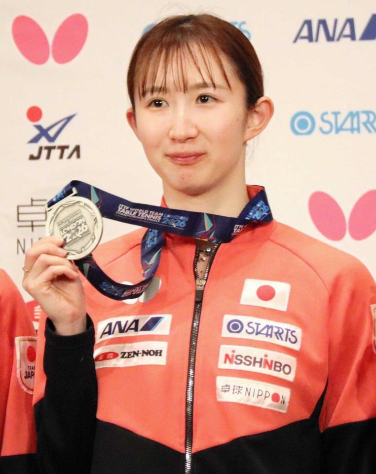 　世界選手権から帰国し会見に出席した早田ひな（撮影・南香穂）