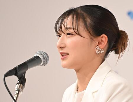 会見する坂本花織さん（撮影・高部洋祐）