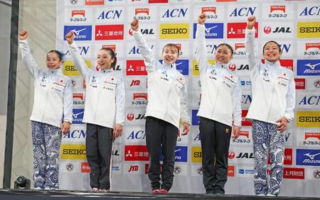 愛知・名古屋アジア大会と世界選手権の代表に決まった（左から）中村遥香、岡村真、杉原愛子、岸里奈、西山実沙